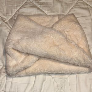 Faux fur cowl